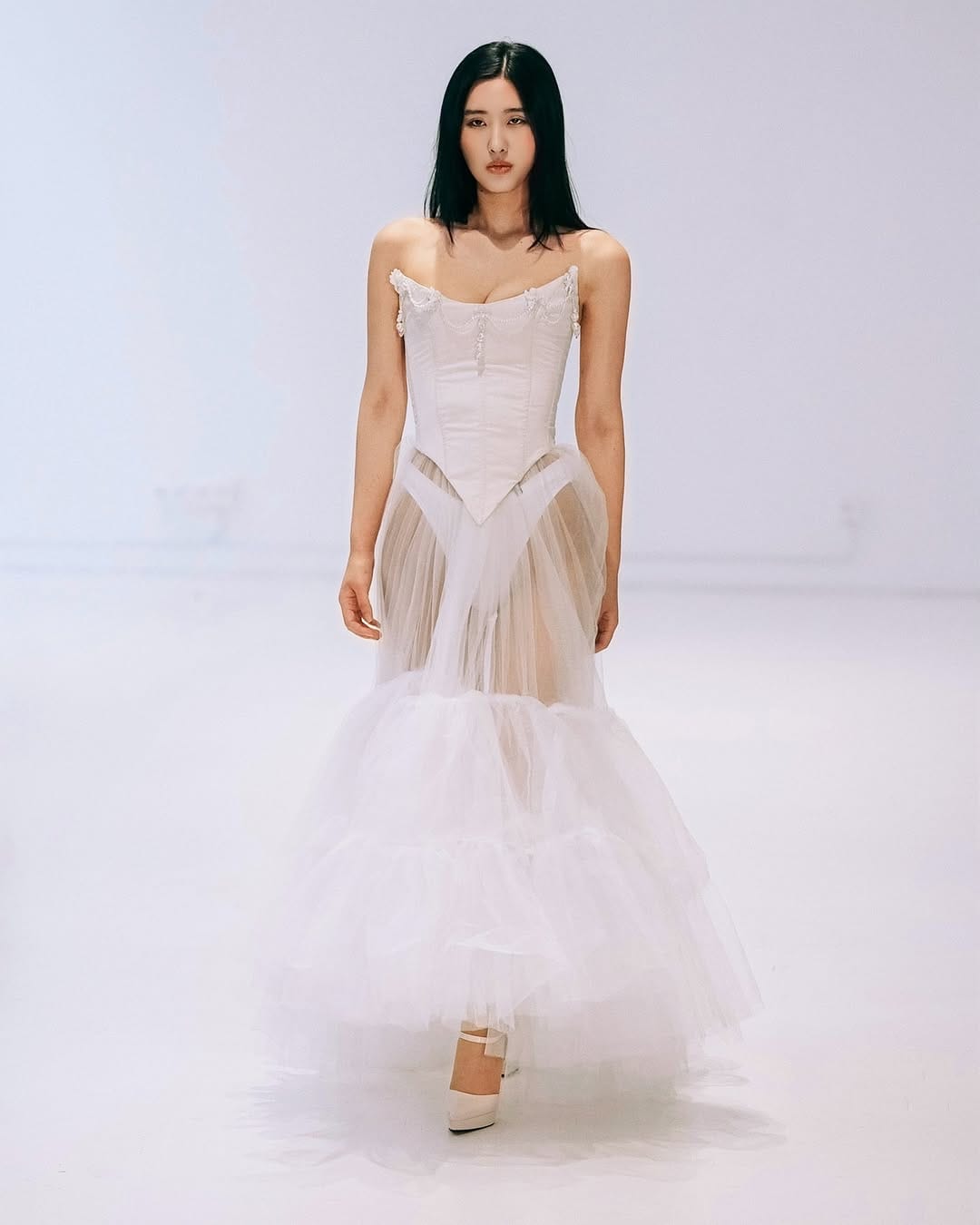Post 10 by YEONG KIM 영서 🇰🇷 on Instagram (carousel)