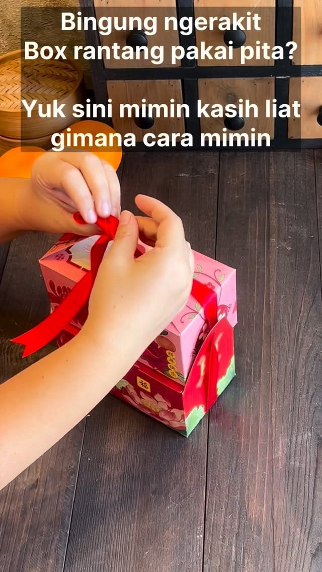 Post 5 by Sweety Pantry | box hampers imlek CNY ready stock on Instagram (video)