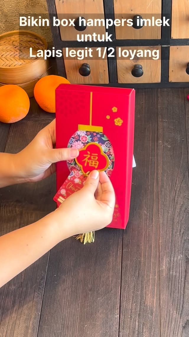 Post 7 by Sweety Pantry | box hampers imlek CNY ready stock on Instagram (video)