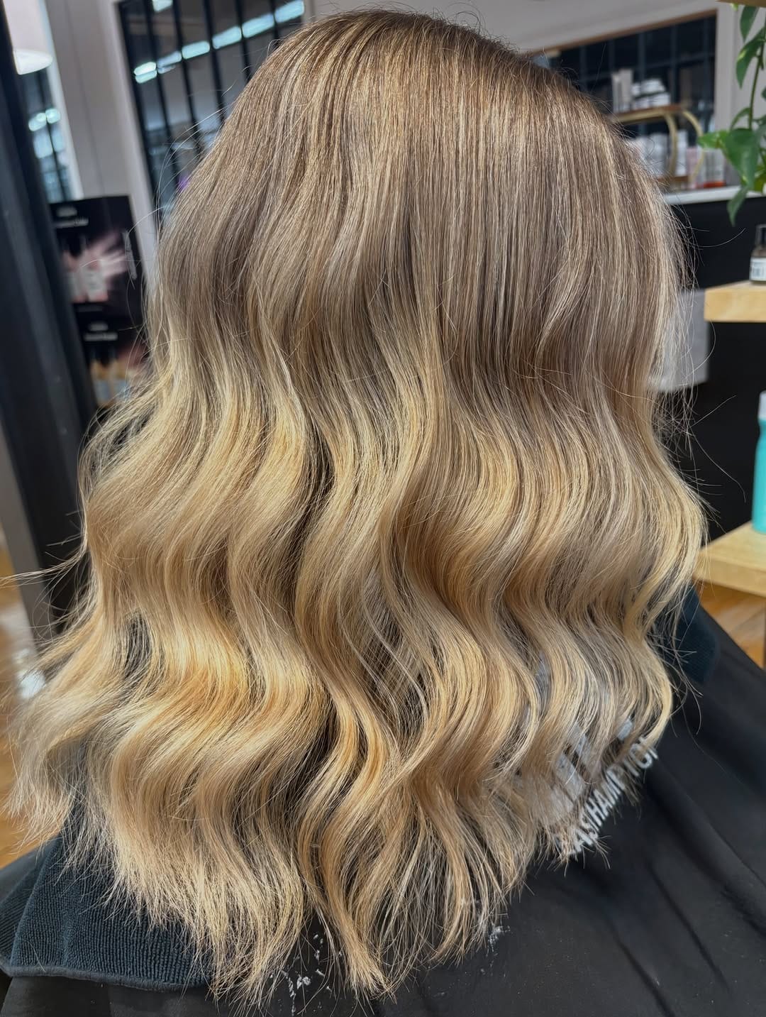 Post 4 by 𝗪𝗘𝗦𝗧𝗘𝗥𝗡 𝗠𝗔 𝗛𝗔𝗜𝗥 𝗦𝗔𝗟𝗢𝗡 on Instagram (carousel)