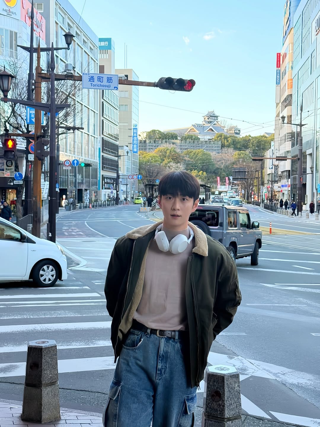 Post 6 by 조 선규 on Instagram (carousel)