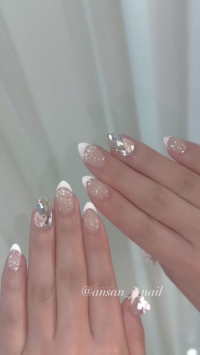 Post 5 by 안산제이네일 원장 이정화 | 미용예술학 전공 | 네일수강 on Instagram (video)