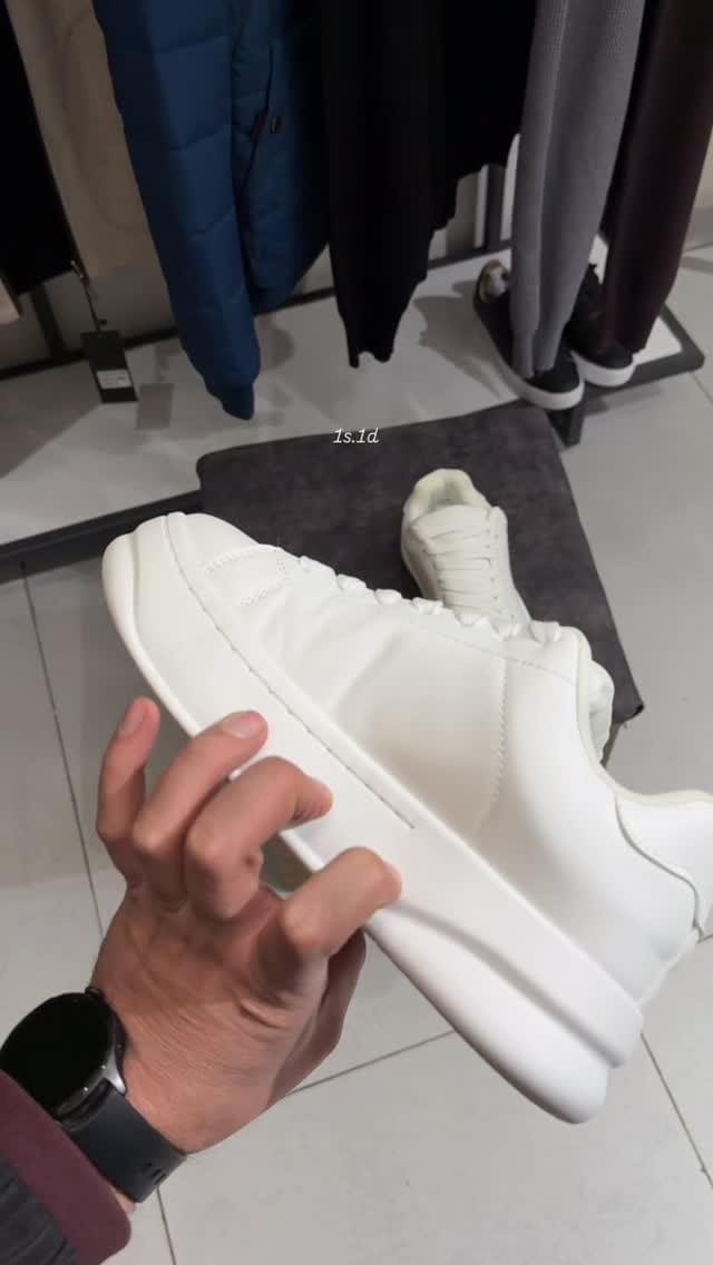 Post 2 by سجاد حسن on Instagram (video)