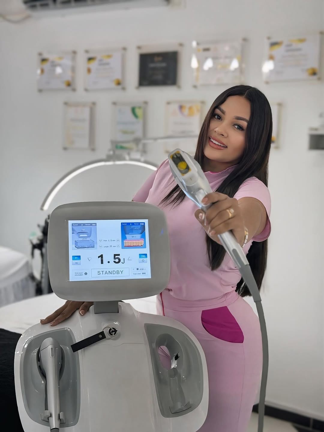 Post 8 by Bellanova Medicina Estetica on Instagram (image)