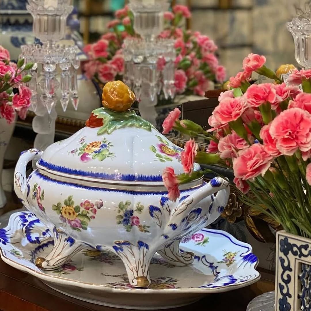 Post 9 by Fabiana Santos Home on Instagram (carousel)