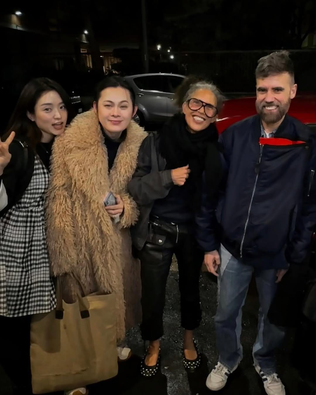 Post 5 by Itsyeahji 이츠예지 on Instagram (image)