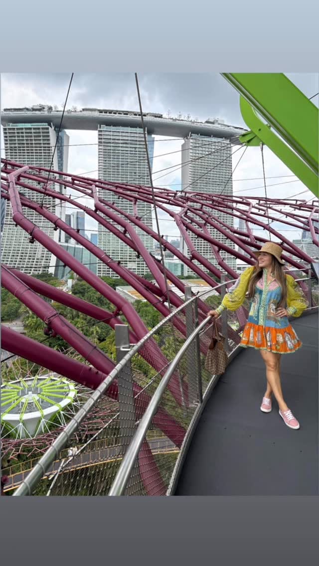 Post 2 by Myrla on Instagram (video)