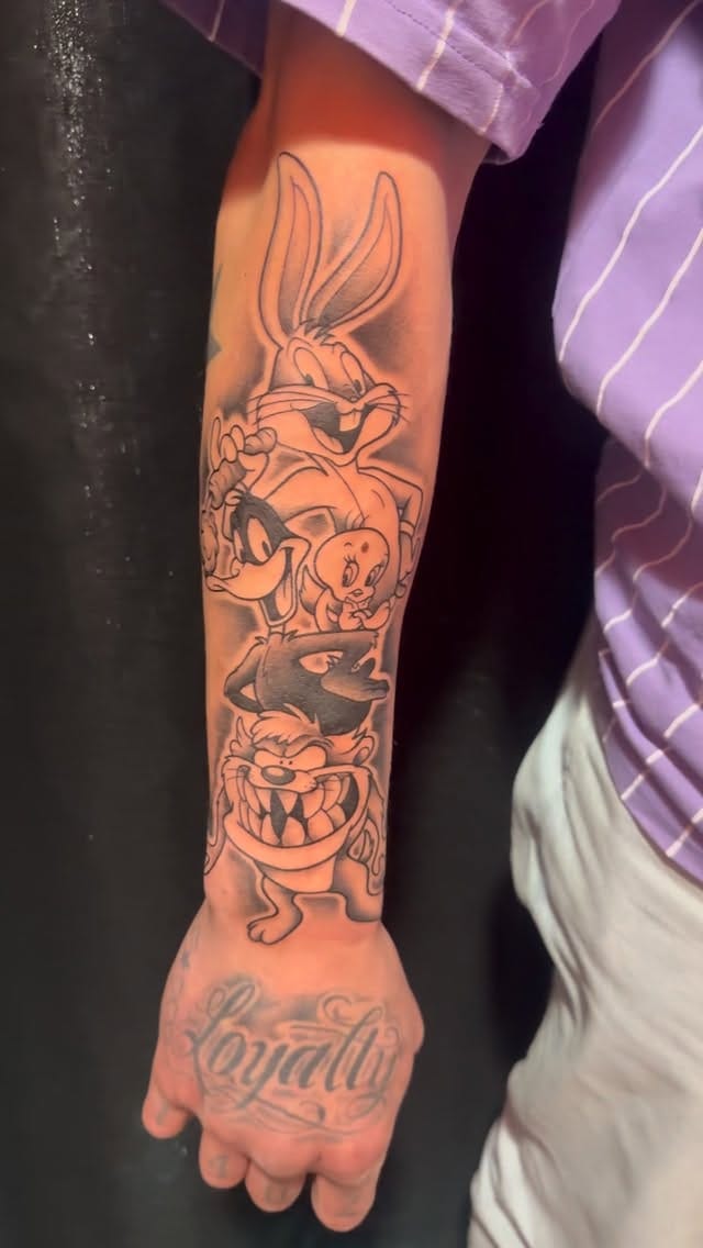 Post 1 by Westend Tattoo Wien on Instagram (video)