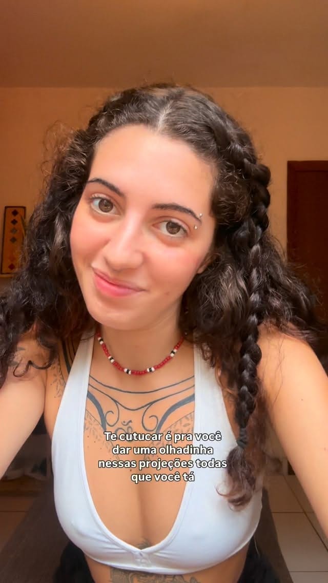 Post 6 by ॐ Naju - Ana Júlia on Instagram (video)