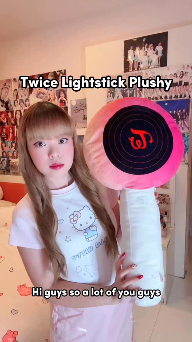 Post 6 by Samantha Voon on Instagram (video)