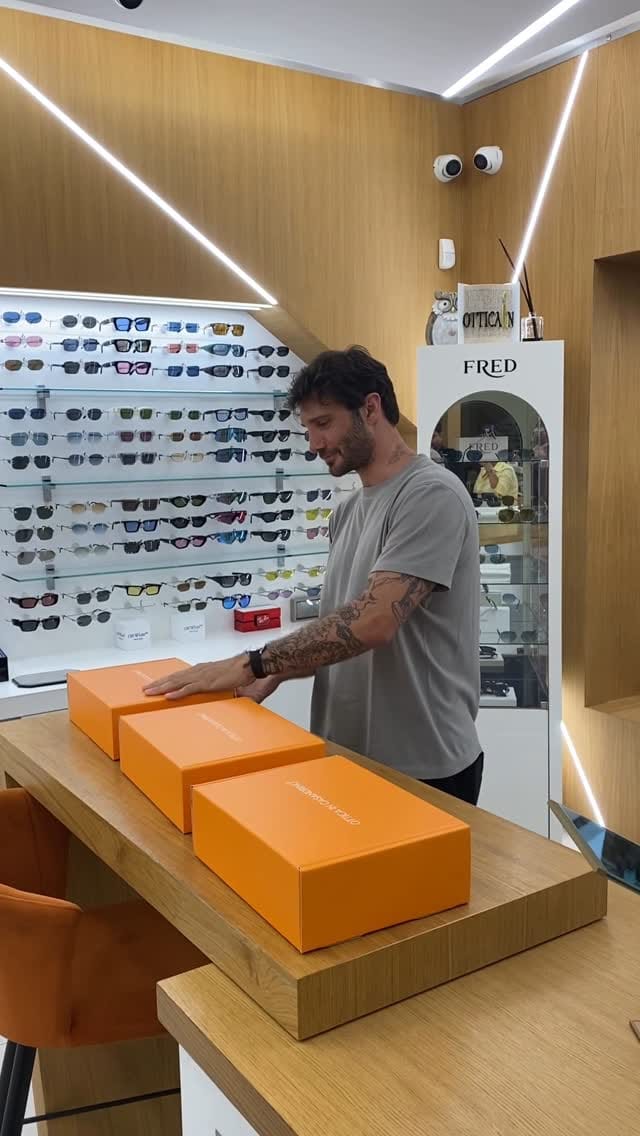Post 10 by Otticaincasandrino on Instagram (video)