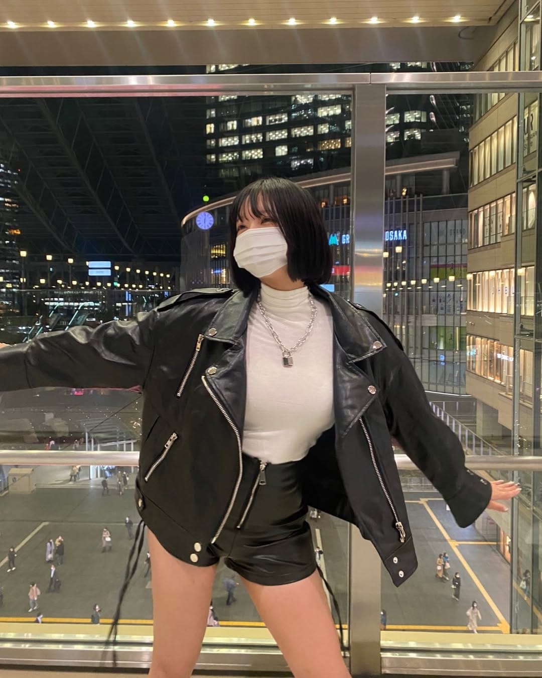 Post 10 by 라무 韓国ファッション on Instagram (image)