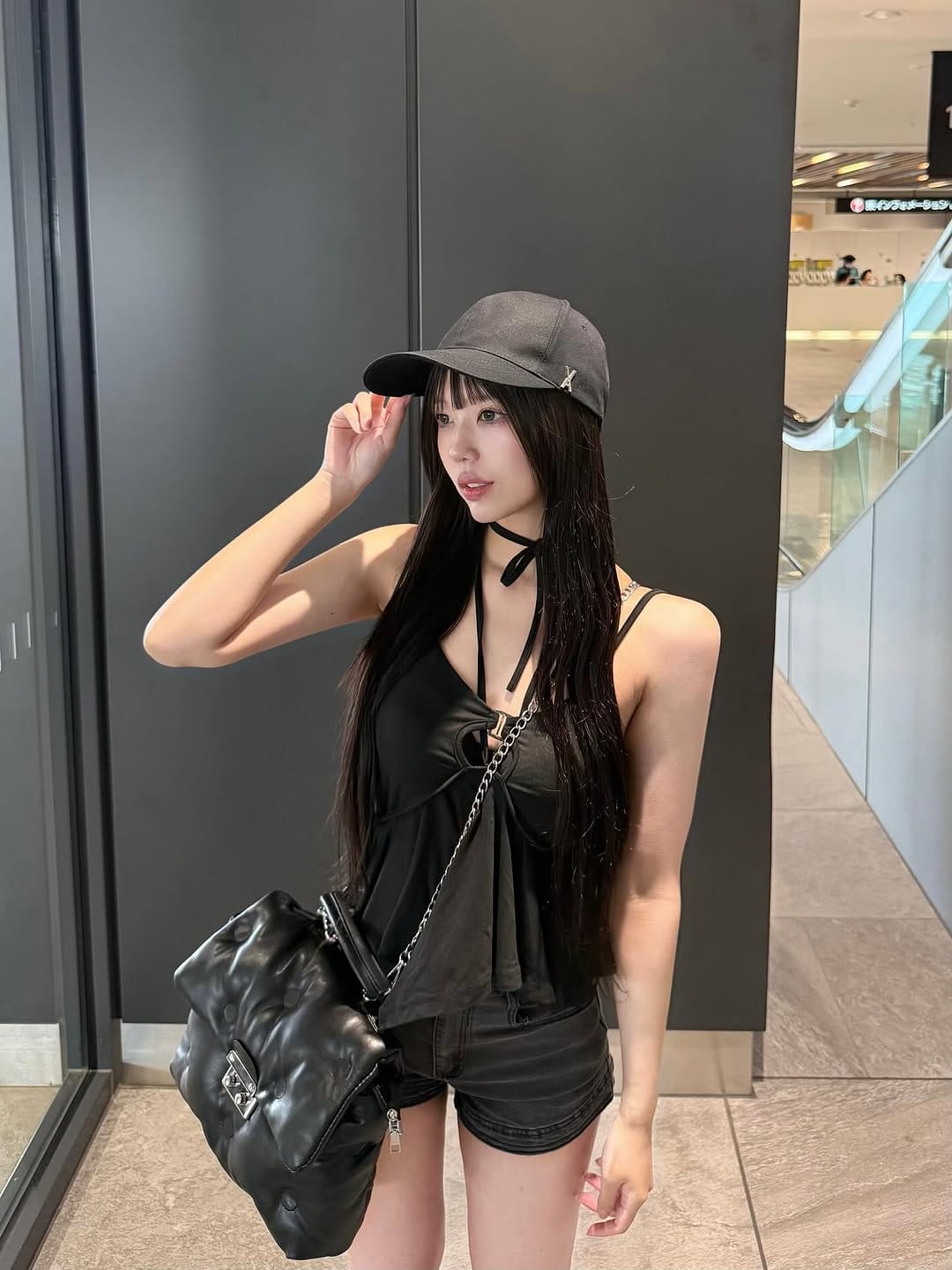 Post 3 by 라무 韓国ファッション on Instagram (carousel)