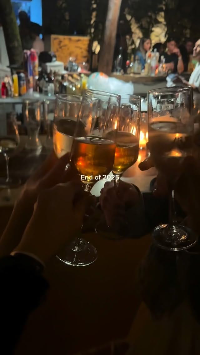 Post 7 by Alina Radulescu on Instagram (video)