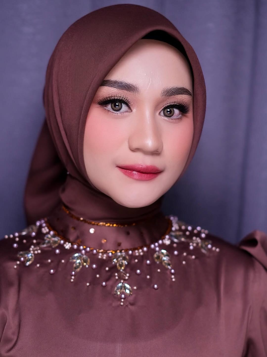 Post 8 by MUA MAKASSAR on Instagram (carousel)