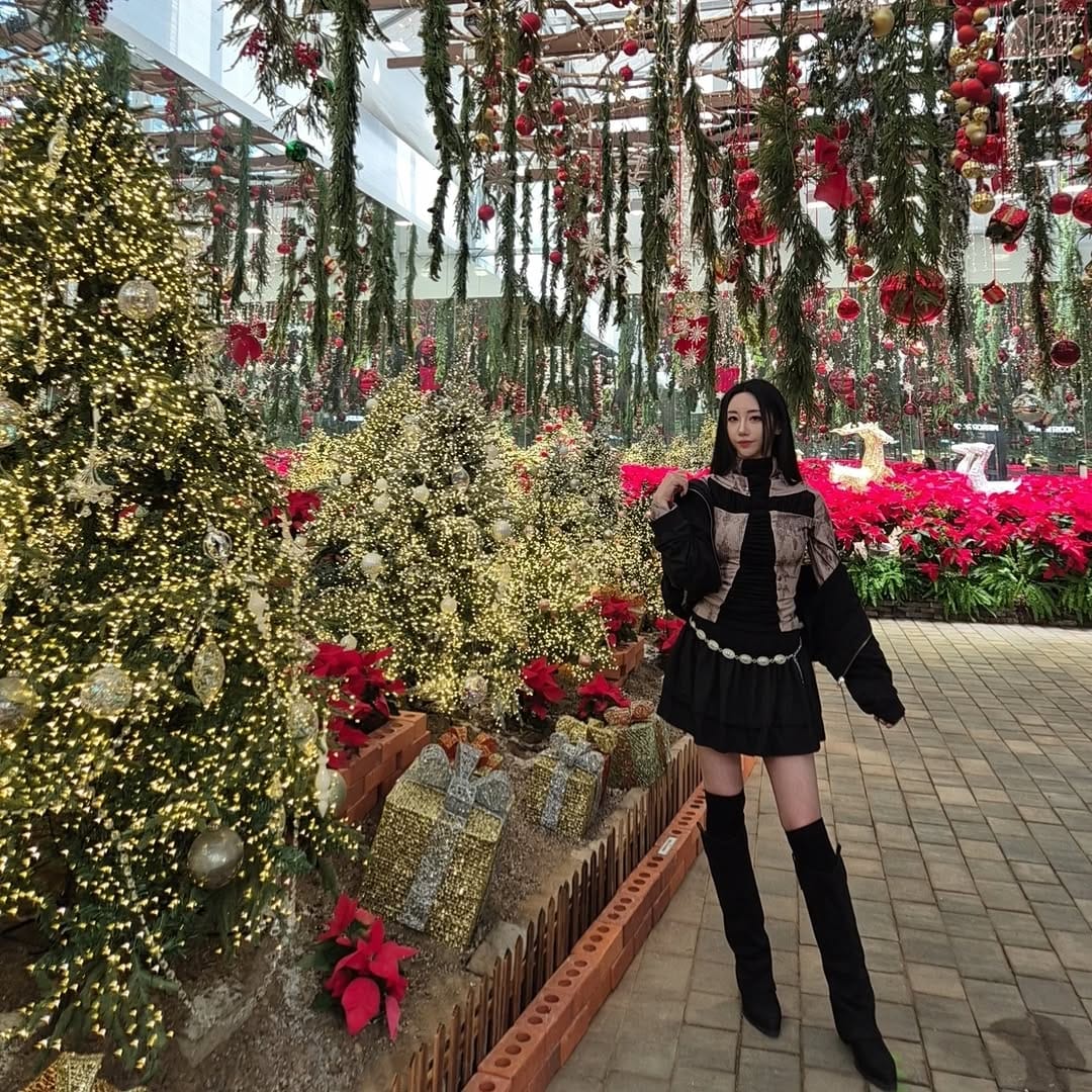 Post 2 by 이인혜 on Instagram (carousel)
