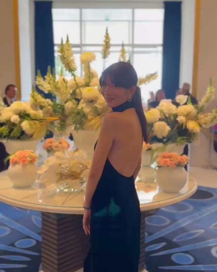 Post 10 by 심수현 SOOHYEON on Instagram (carousel)