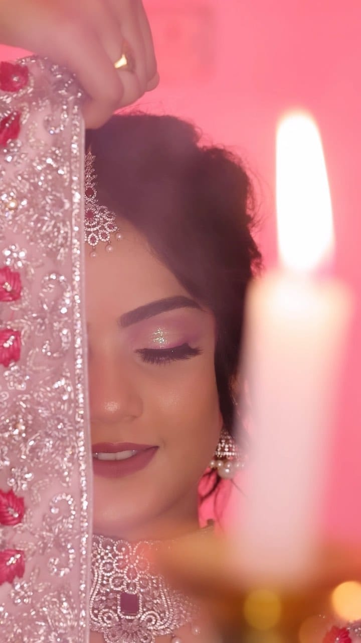 Post 9 by Rahiya•Bridal Makeup Artist♥️ on Instagram (video)