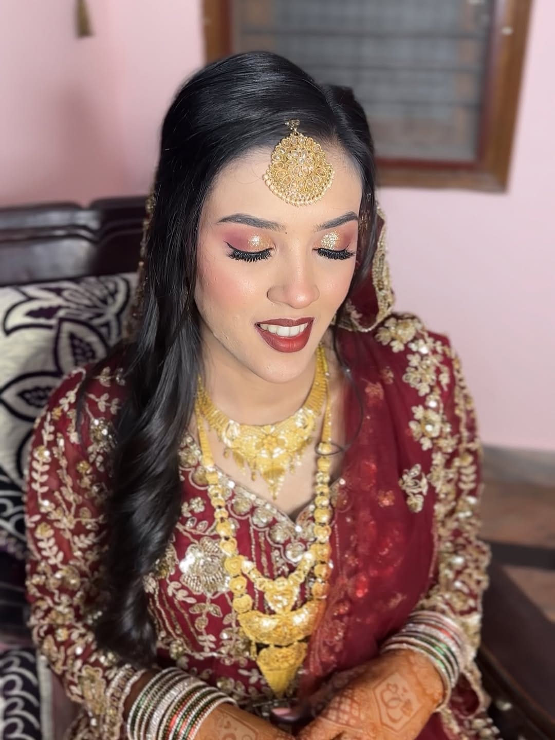 Post 5 by Rahiya•Bridal Makeup Artist♥️ on Instagram (carousel)