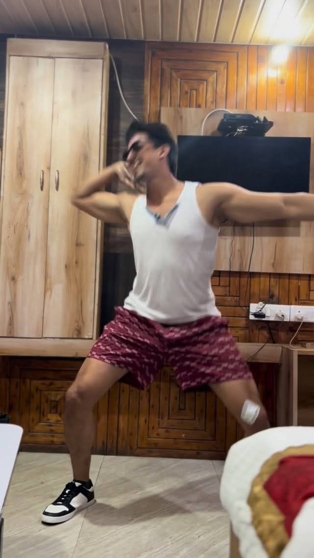 Post 1 by Salman Hasan on Instagram (video)