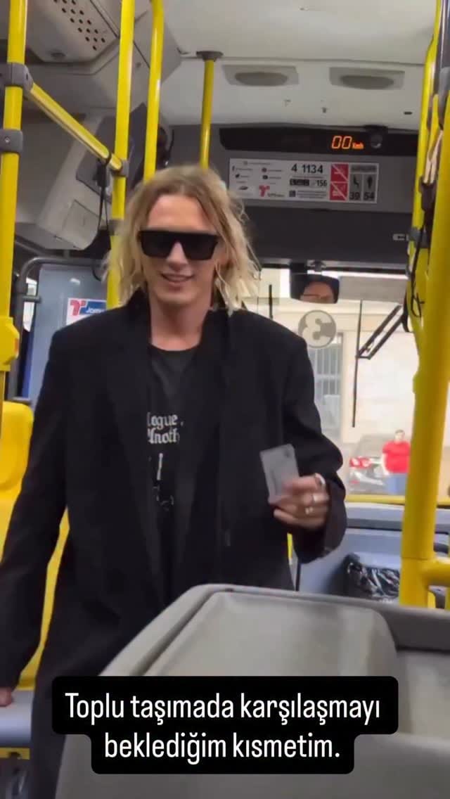 Post 1 by Büşra Sanuk on Instagram (video)