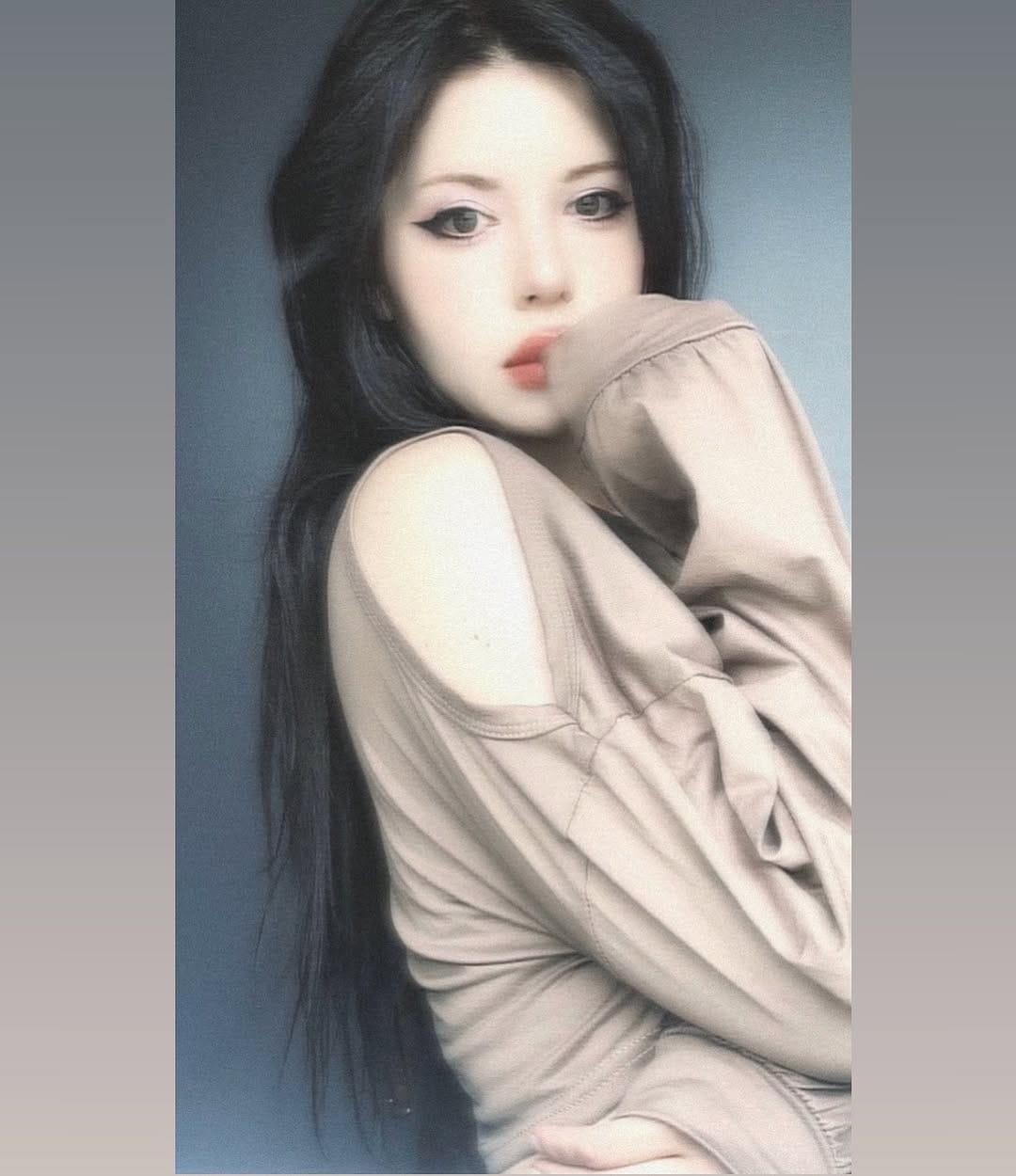 Post 9 by Kim Xeuse Nia on Instagram (image)