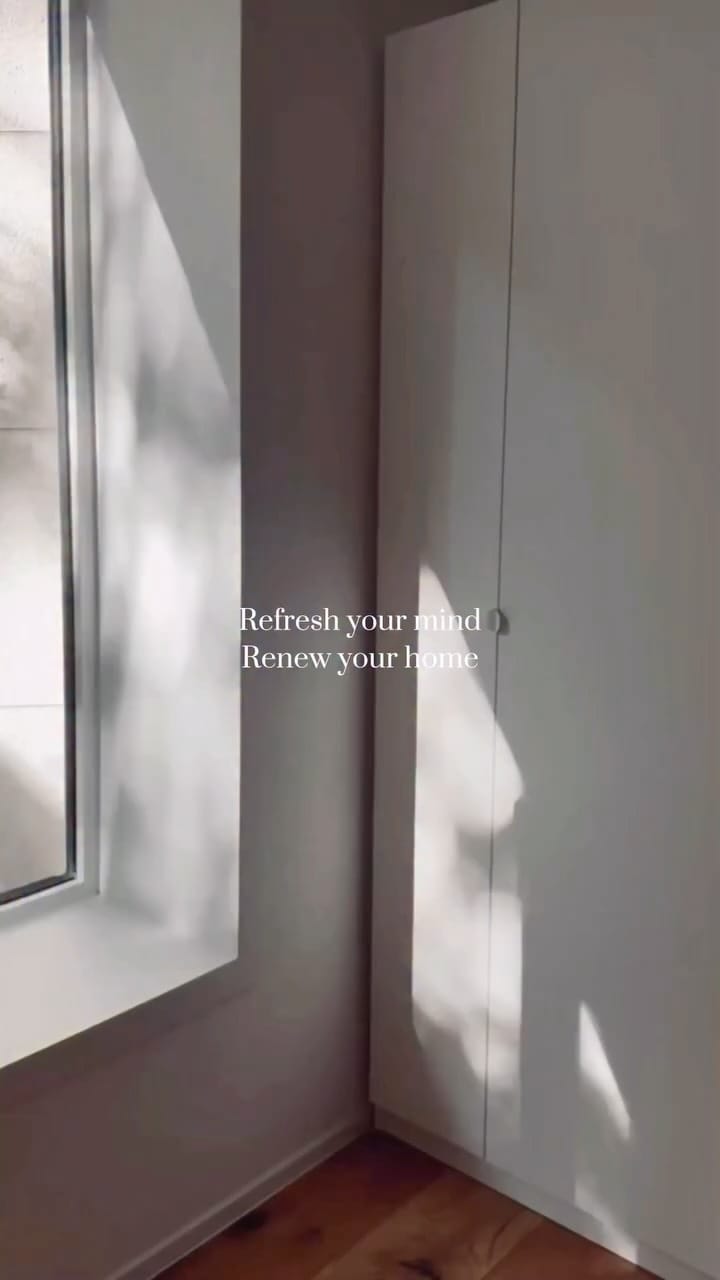 Post 8 by HÔTEL PARIS CHILL | 호텔 827 on Instagram (video)
