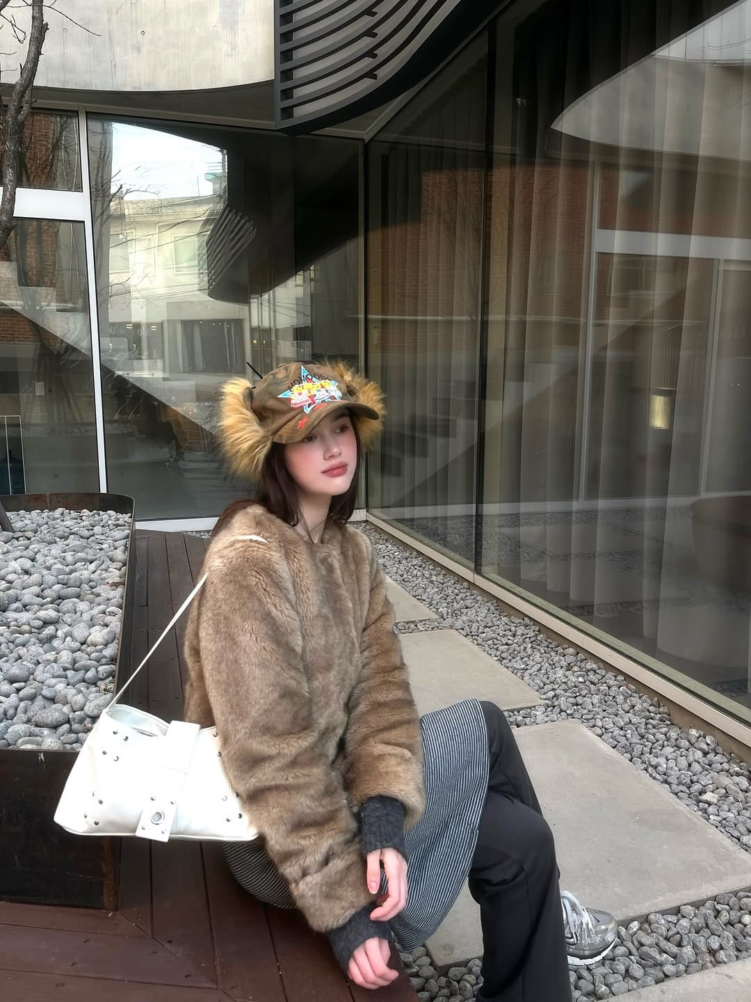 Post 5 by 폴리나 모델 Pauline on Instagram (carousel)