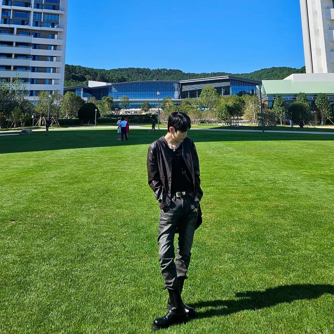 Post 5 by 한정훈(Yuuki, ゆうき) on Instagram (carousel)