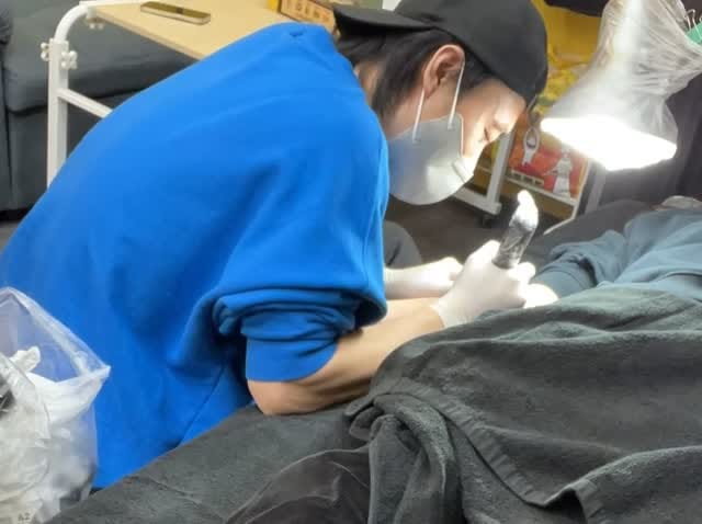 Post 6 by 안산타투 안산타투잘하는곳 모리한타투 대표 백건재 on Instagram (video)
