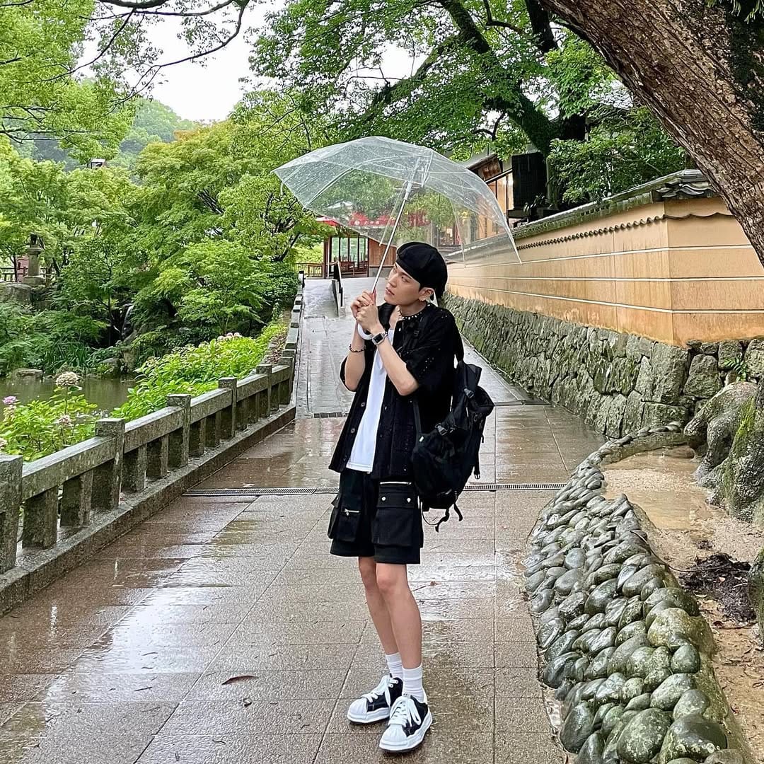 Post 10 by 한정훈(Yuuki, ゆうき) on Instagram (carousel)