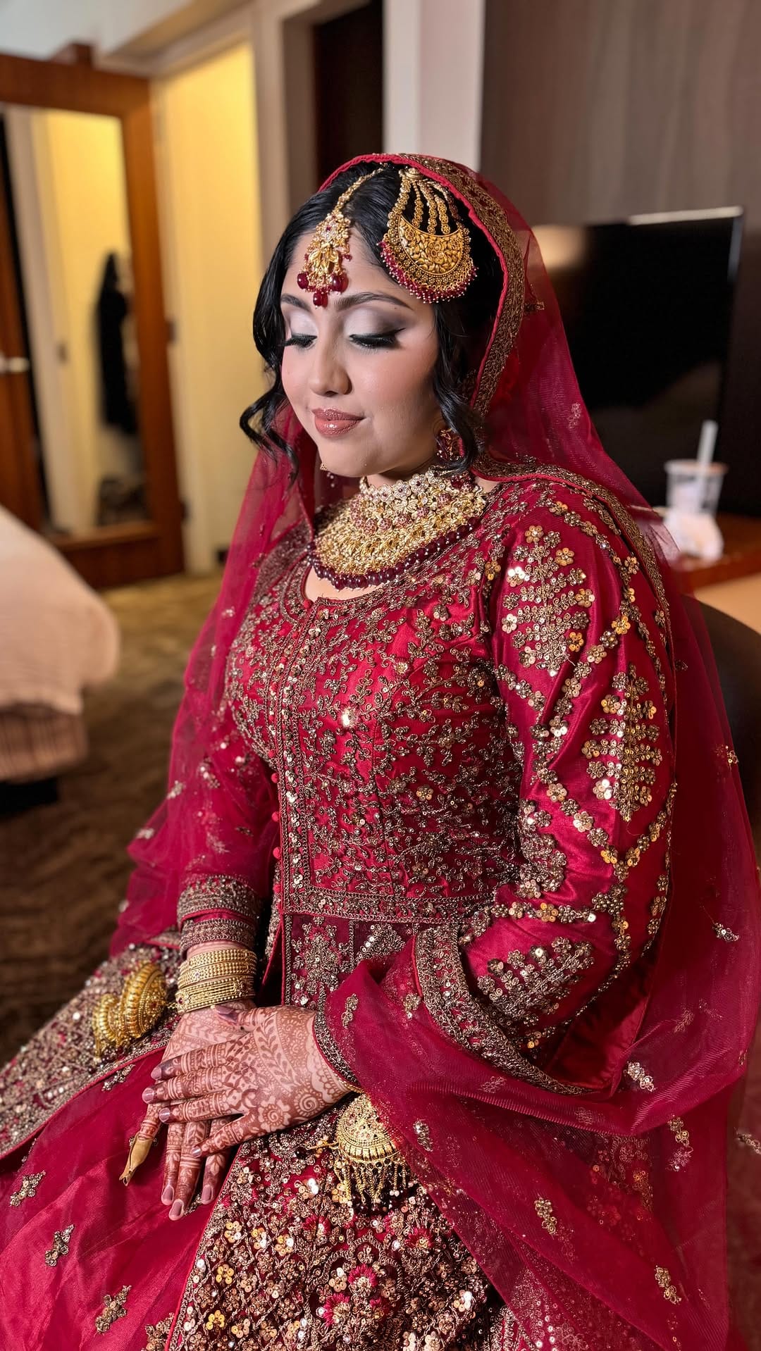 Post 5 by Sadia Sanam Artistry 💋 on Instagram (video)