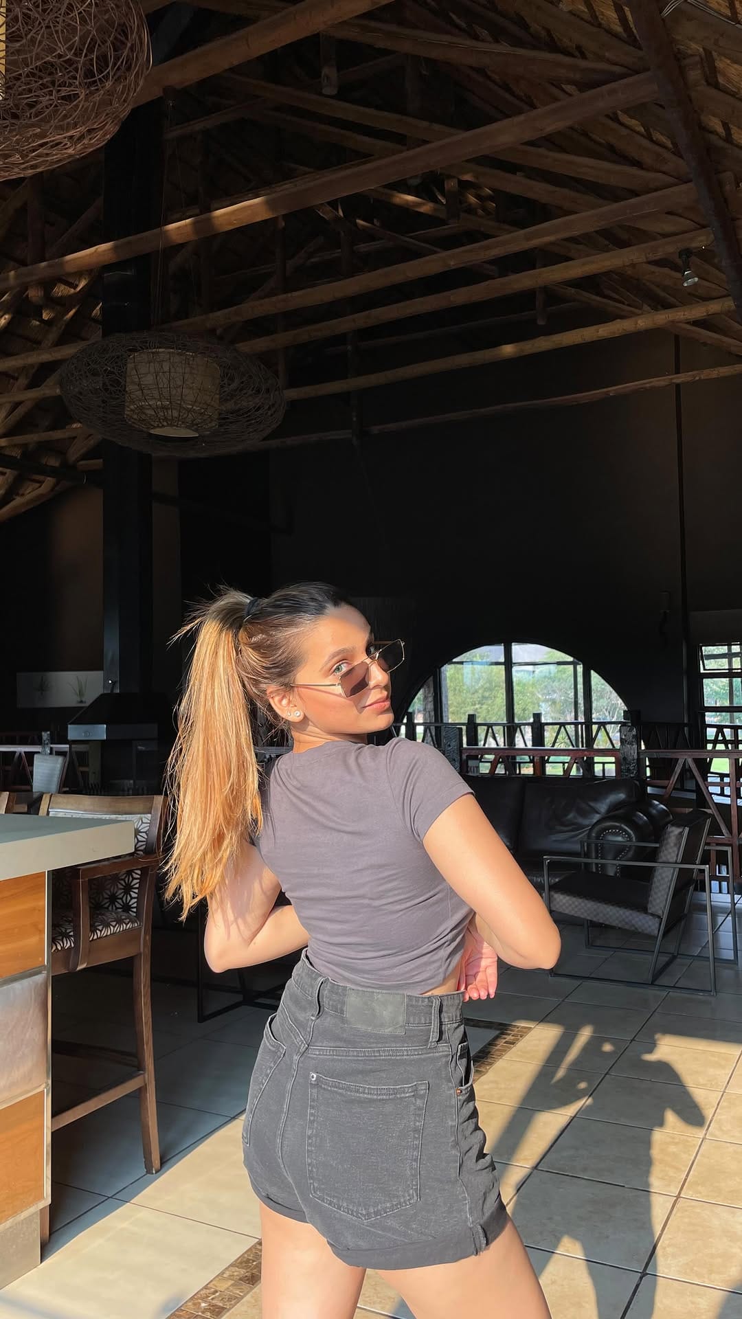Post 8 by Niti Gangar | Fashion Designer | Entrepreneur | Content Creator on Instagram (video)