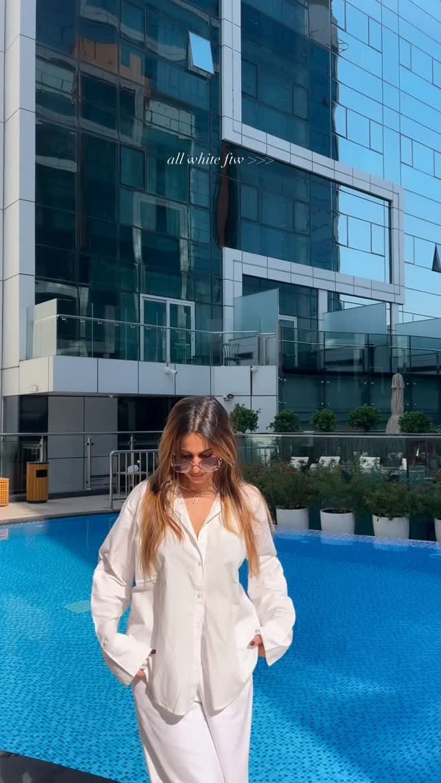 Post 5 by Niti Gangar | Fashion Designer | Entrepreneur | Content Creator on Instagram (video)