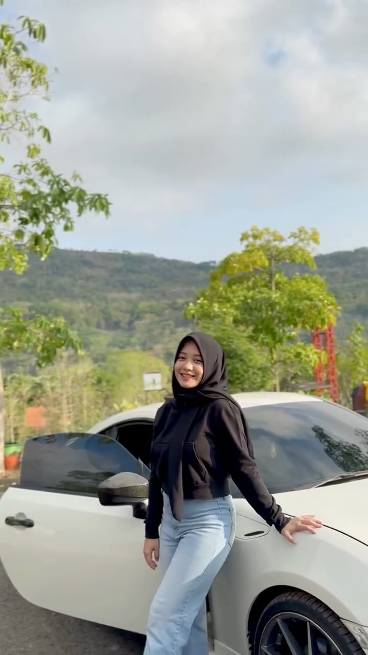 Post 7 by SQ Mawardani on Instagram (video)