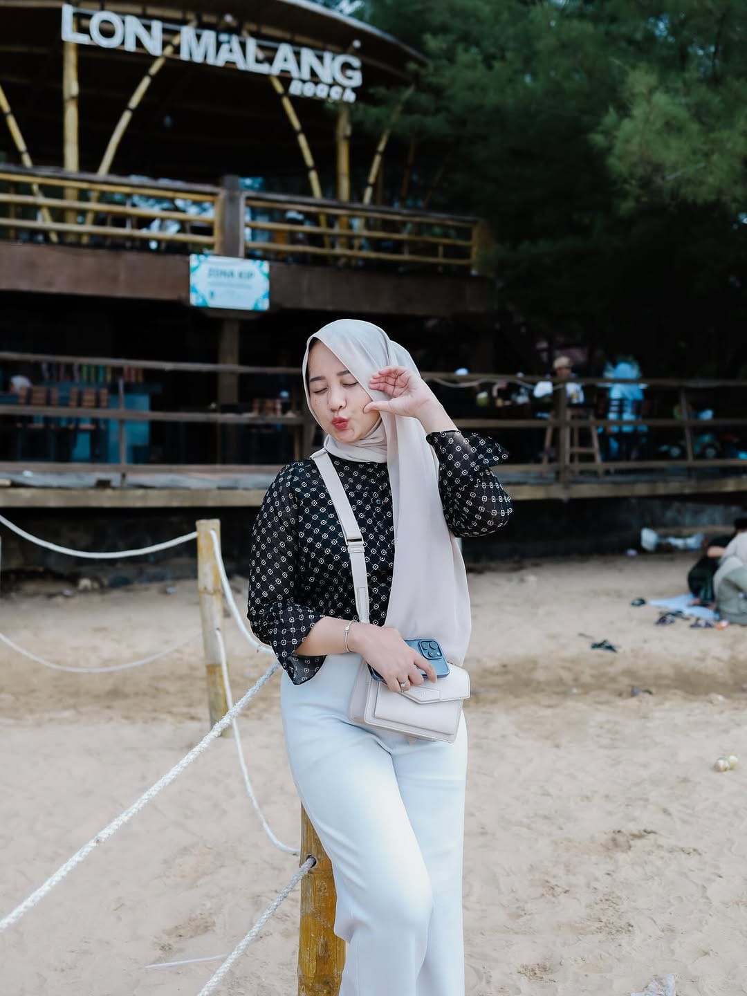 Post 1 by SQ Mawardani on Instagram (carousel)