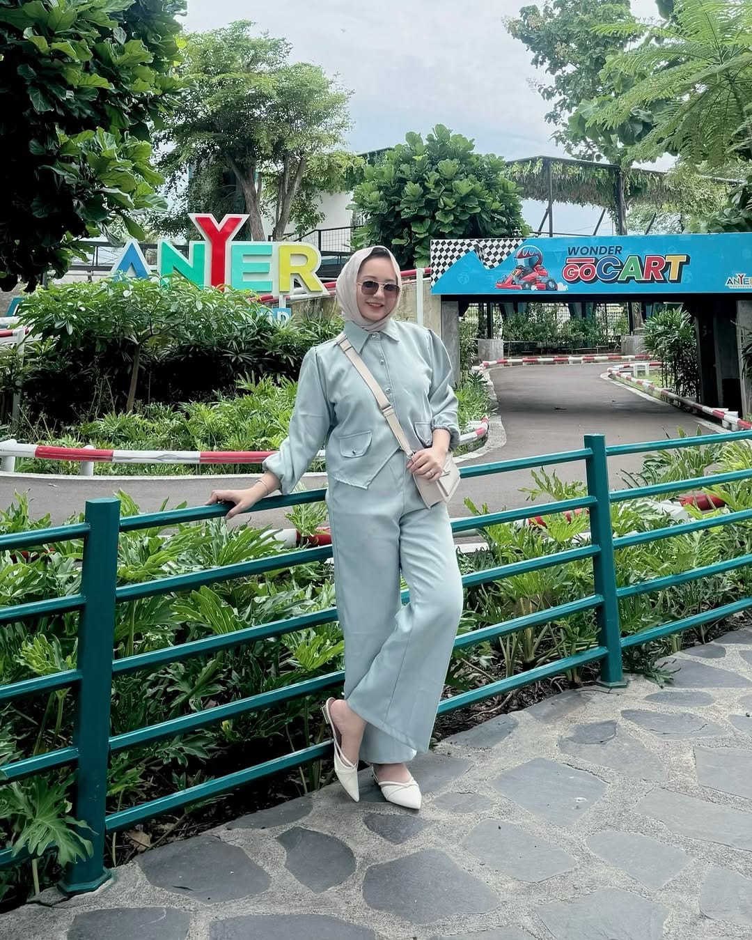 Post 10 by SQ Mawardani on Instagram (carousel)