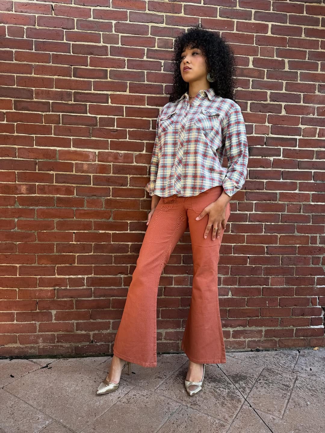 Post 5 by Capital Vintage on Instagram (carousel)