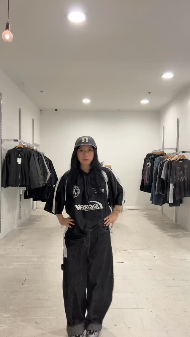Post 3 by O d d E v e n on Instagram (video)
