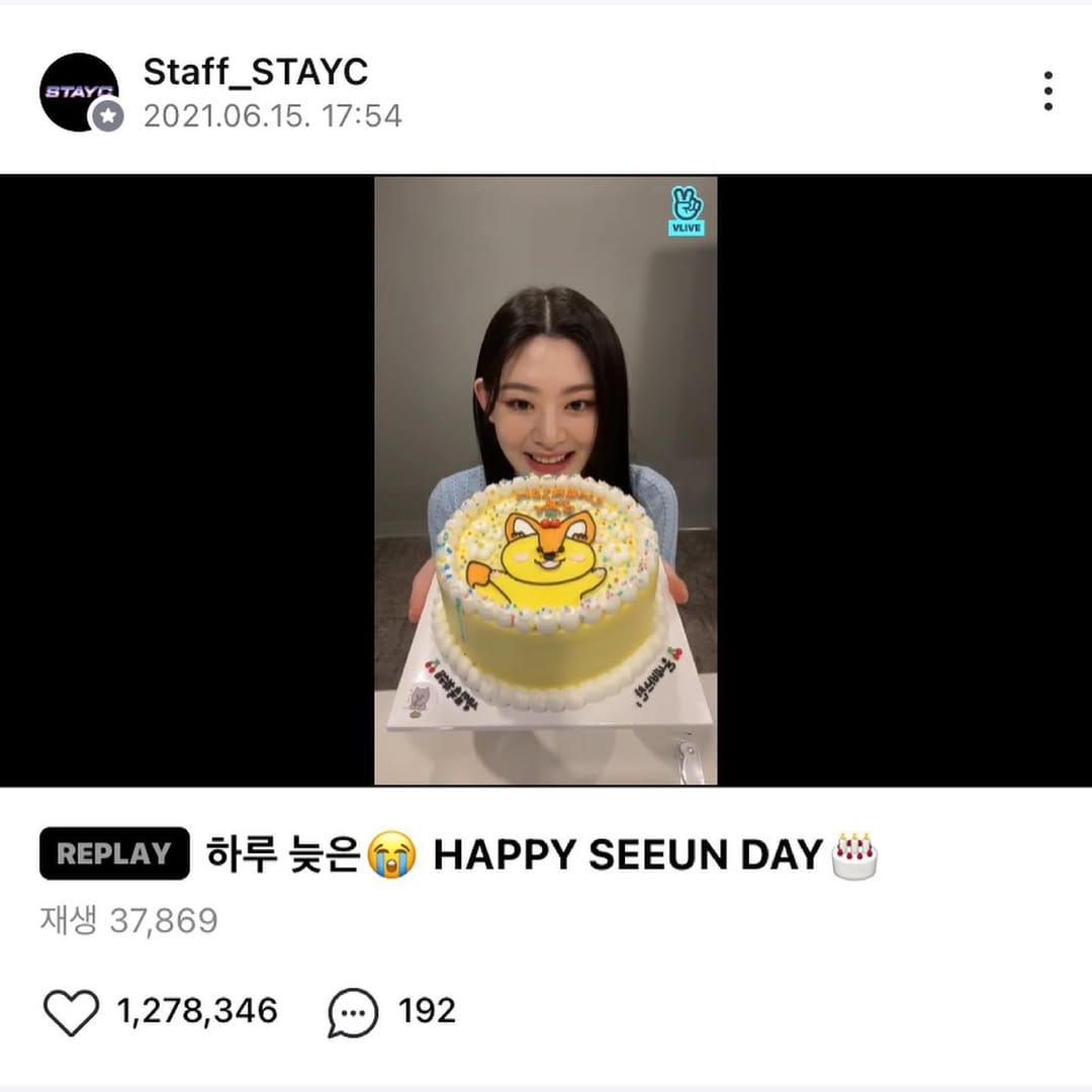 Post 10 by 모리냥과자점 신림케이크 신림레터링케이크 신대방케이크 구로케이크 관악케이크 크리스마스케이크 아이돌케이크 on Instagram (carousel)