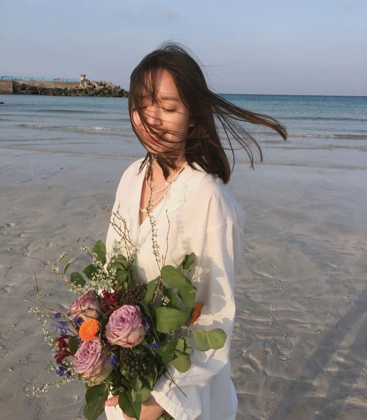 Post 2 by 현주 on Instagram (carousel)