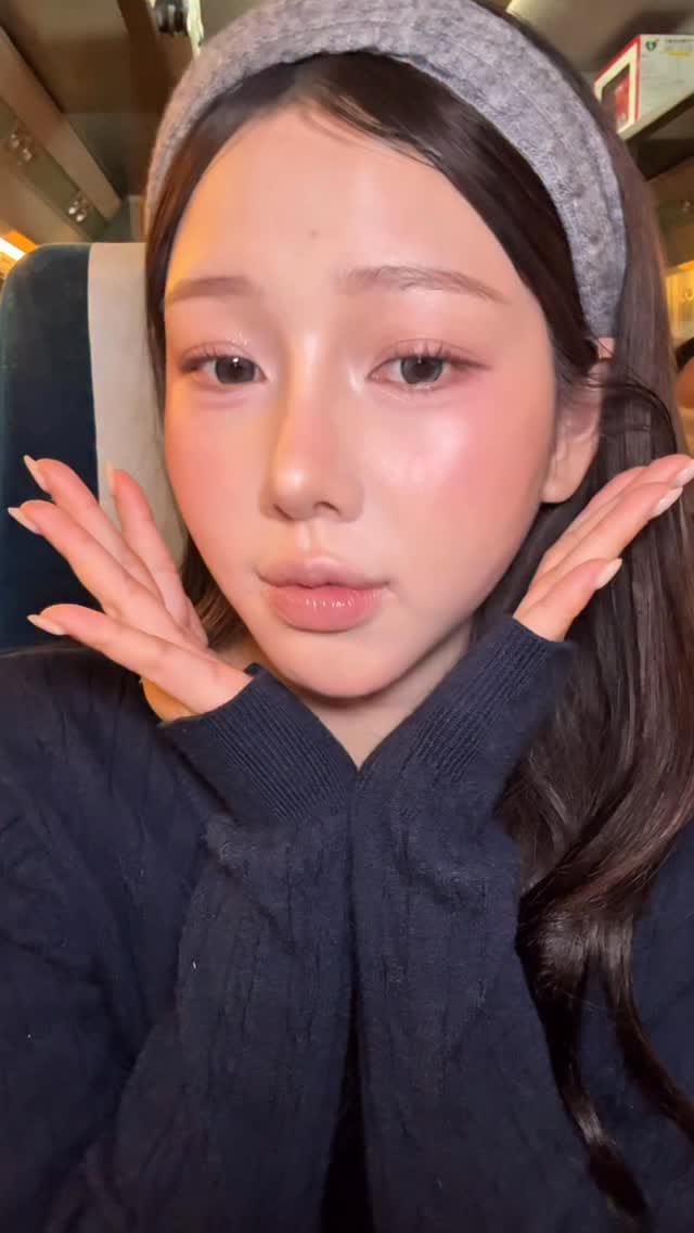 Post 3 by 𝙋𝙖𝙩𝙚𝙈𝙖𝙠𝙚𝙪𝙥 ྀི𐙚 ྀི on Instagram (video)