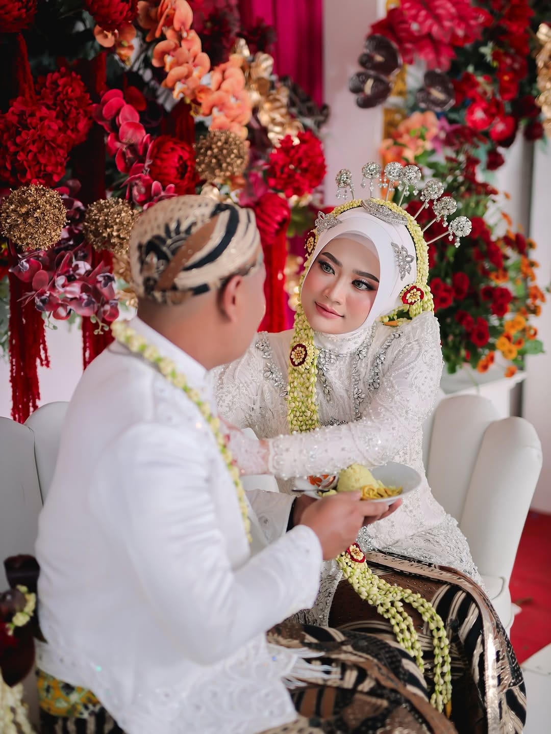 Post 4 by MUA SMG-KUDUS-PATI on Instagram (carousel)