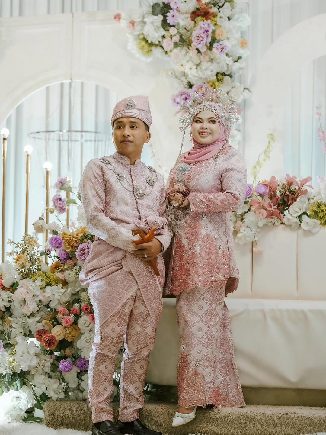 Post 6 by SueHashim Wedding Boutique on Instagram (carousel)