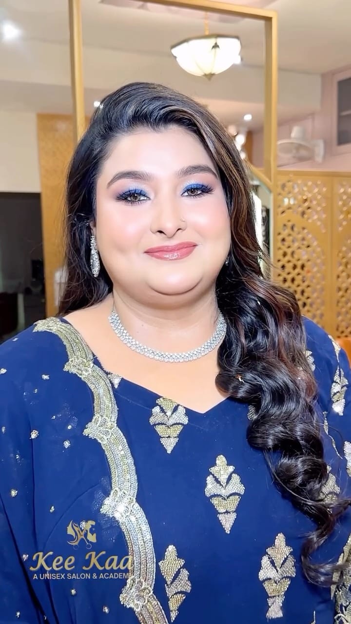 Post 3 by Amrin Khan ✨✨✨✨✨ top makeup artist in Kanpur/Lucknow/Delhi on Instagram (video)