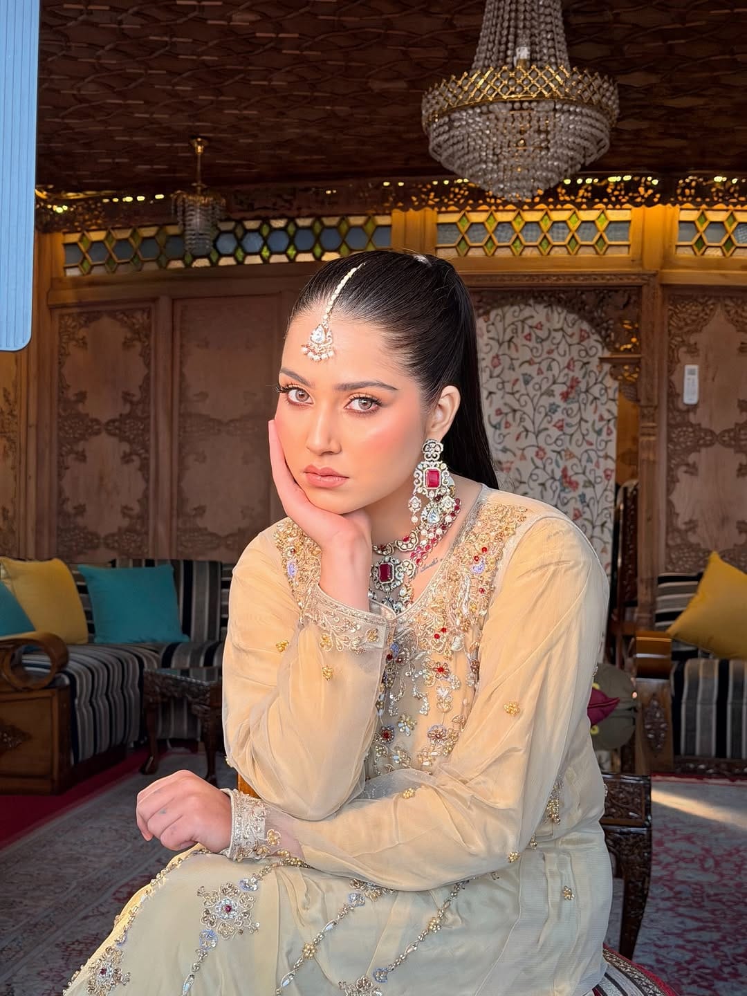 Post 6 by Shehnaz Wangnoo | Bridal makeup artist on Instagram (image)