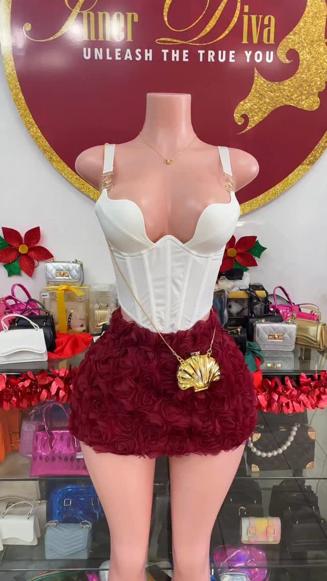 Post 4 by Inner Diva Apparel on Instagram (video)