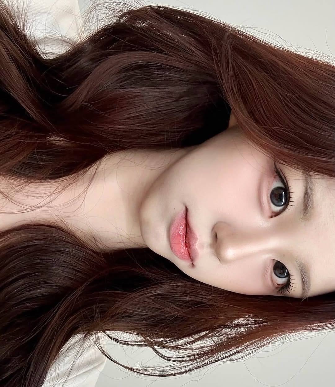 Post 1 by 강남메이크업샵 부산메이크업샵 홍대메이크업샵 서면메이크업샵 청담메이크업샵 신사메이크업샵 멉씨 김소연 on Instagram (carousel)
