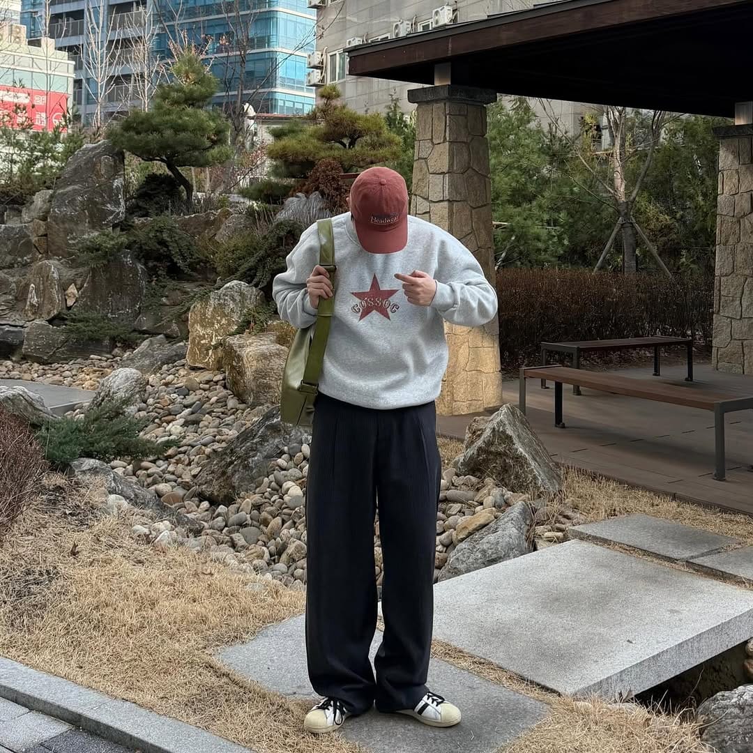 Post 2 by 박민규 on Instagram (carousel)