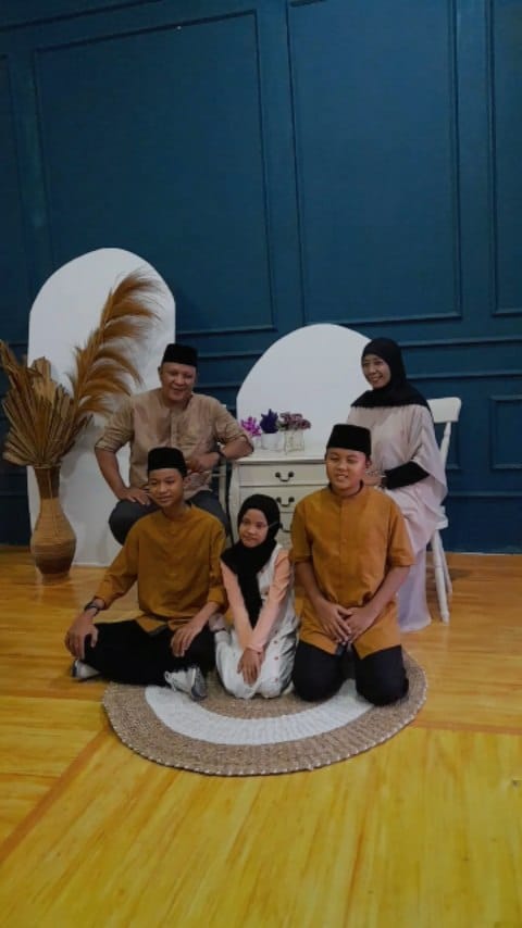 Post 6 by JASA STUDIO FOTO | MAKEUP | CETAK | PIGURA KUDUS on Instagram (video)